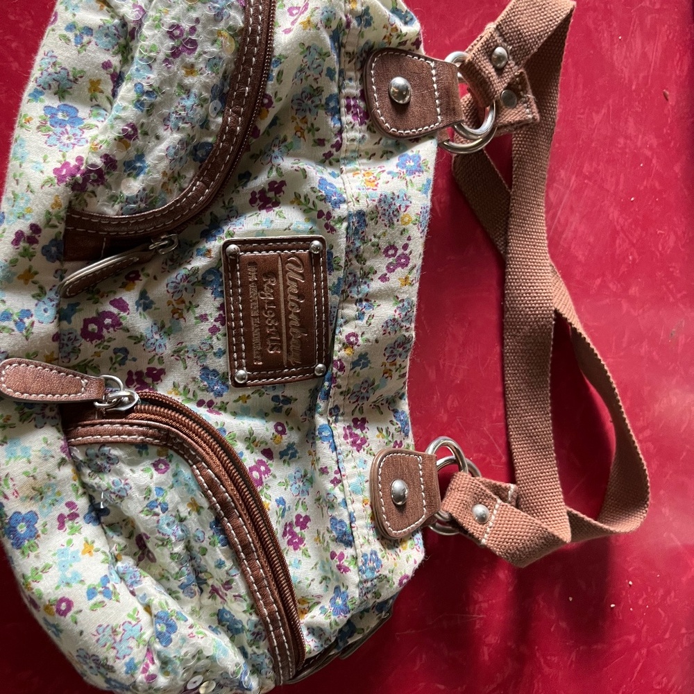 Women’s purse